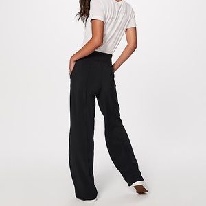 Lululemon Black Flowy Pant